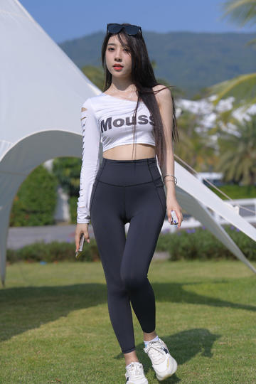 日韩朝美女视频聊天妇人